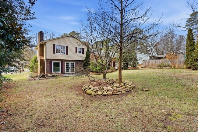 Photo - LIVE IN THE HEART OF RALEIGH-BEAUTIFUL AND FUNCTIONAL HOME AWAITS YOU!