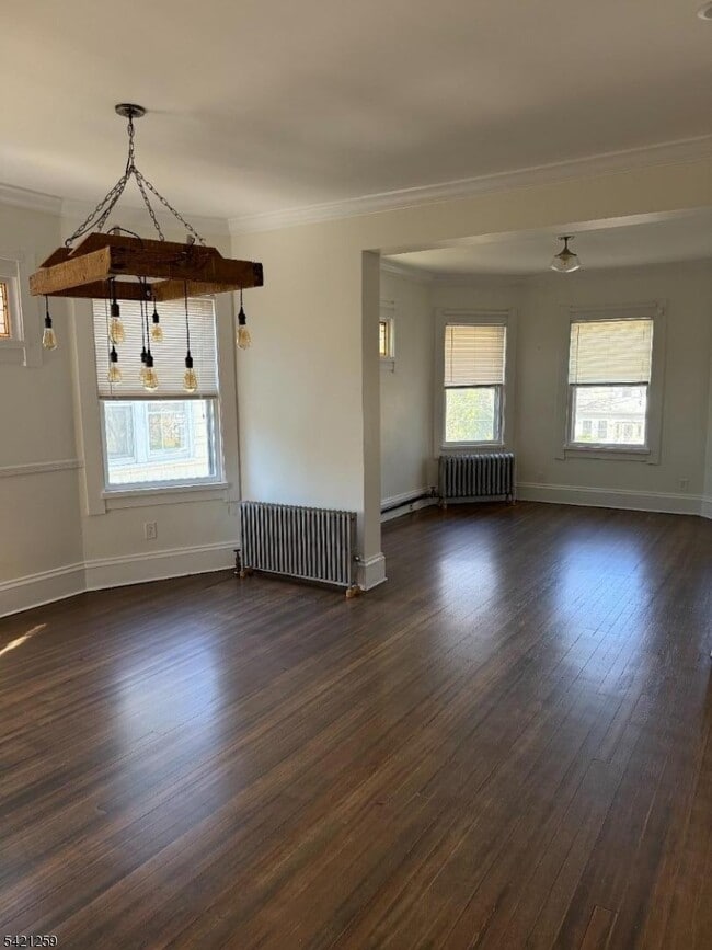 Photo - 33 Montclair Ave