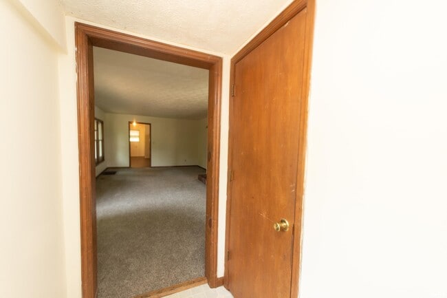 Photo - 1203 S Fess Ave