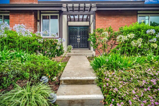 Photo - 1329 Avenida de Cortez