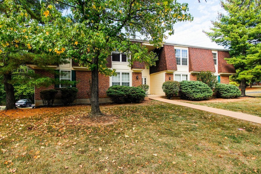 Greenmar Apartments For Rent in Fenton, MO