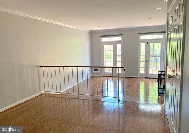 Photo - 1040 N Royal St