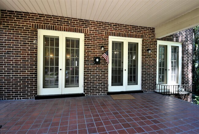 Photo - 3623 Valencia Rd