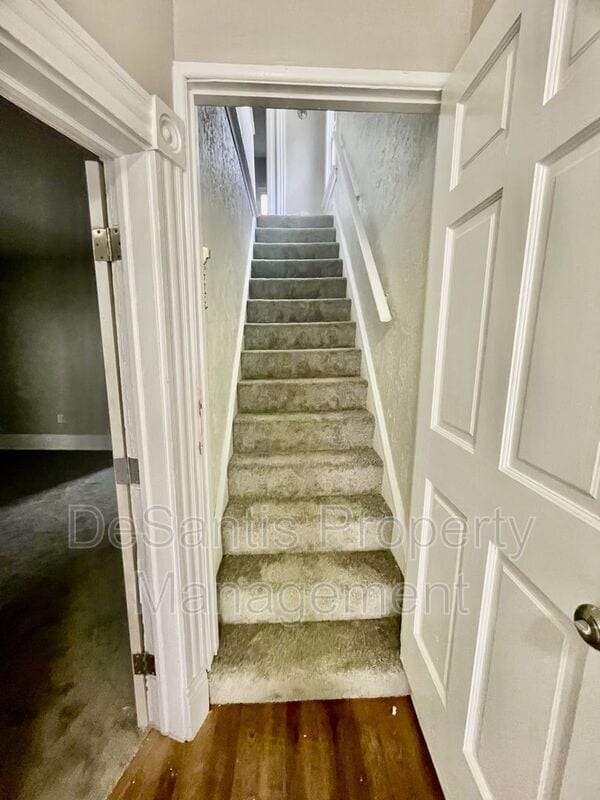Photo - 120 Kathleen St Unit #2