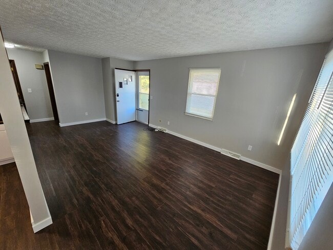 Photo - 126 Mossman Ave Unidad 126