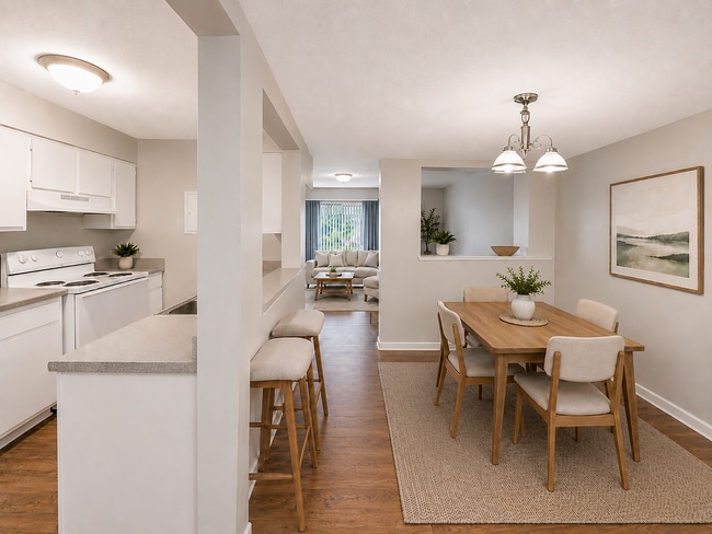 Kitchen & Dining area with Open Concept - Coventry