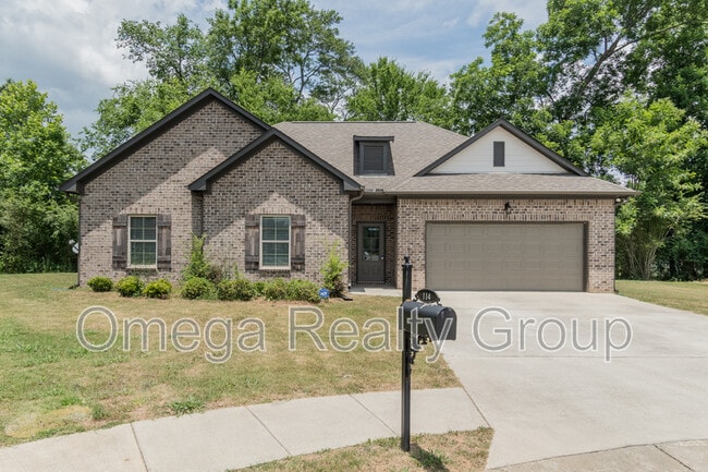 Building Photo - 114 Falling Waters Ln