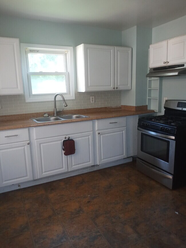 Photo - 659 Seward St