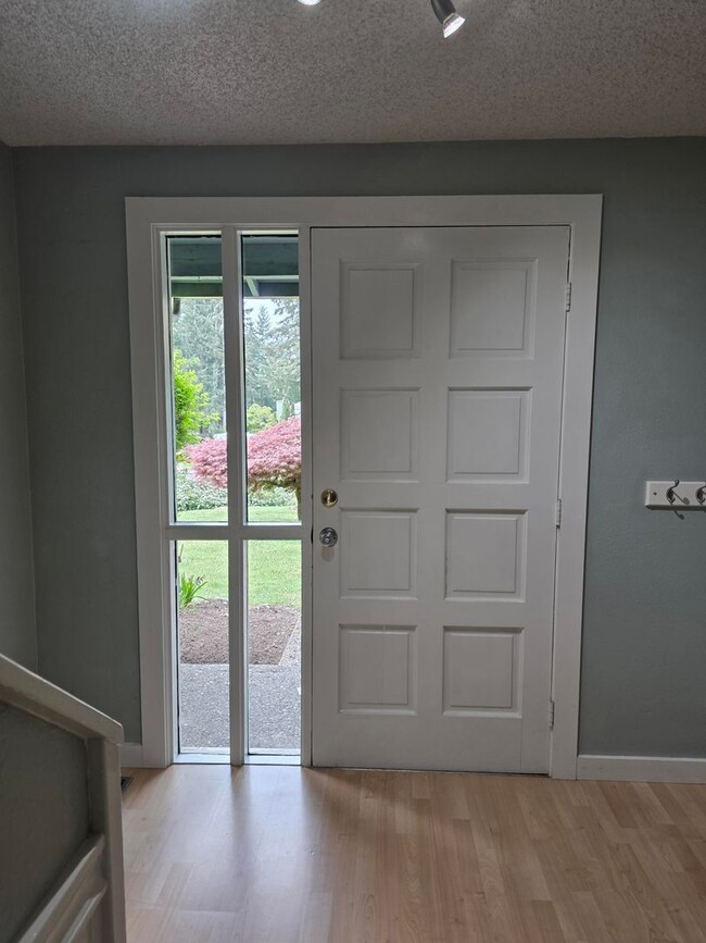 Photo - 4 Bedroom Home in Silverdale's Spirit Ridge Neighborhood