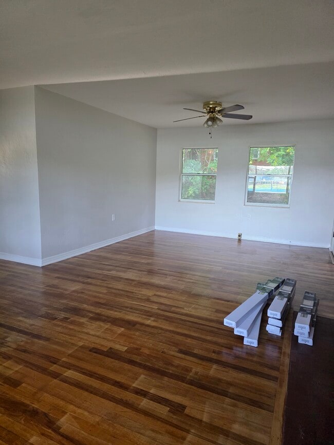 Photo - 1734 W Tharpe St