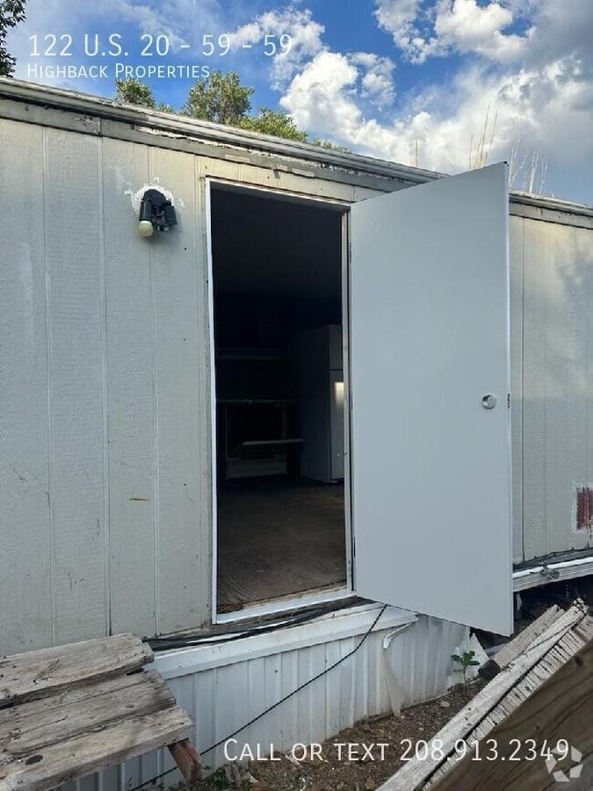 Building Photo - 122 US-20 Rental