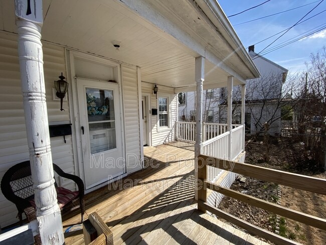 Photo - 511 Willis St Unit 1