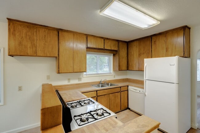 Photo - Charming 3 Bed 2 Bath Home in Chico!