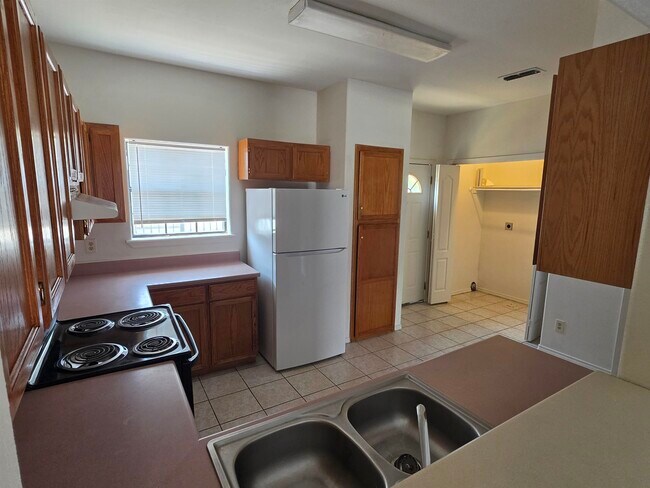Photo - 4101 Tilden Ave Unit 12