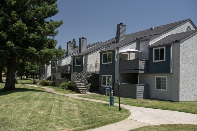 Woodbridge Apartments