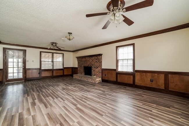 Photo - 2834 Lanthorn Dr