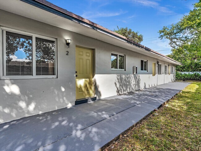 740 NW 4th Ave
