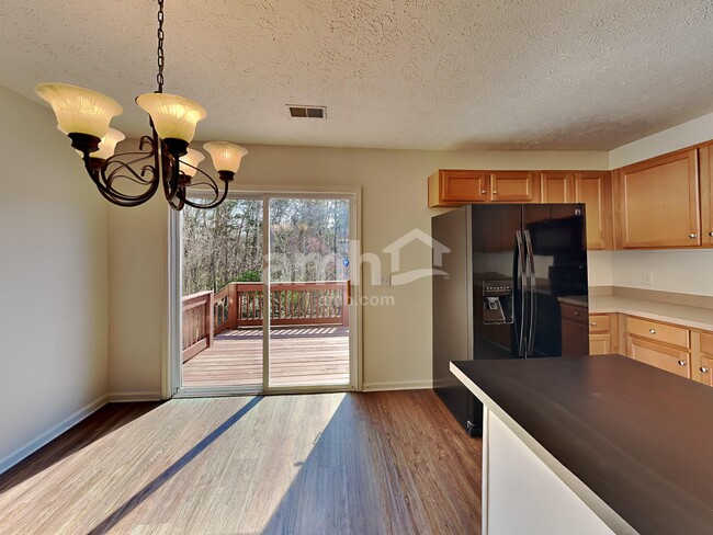 Photo - 130 Trail Ridge Way