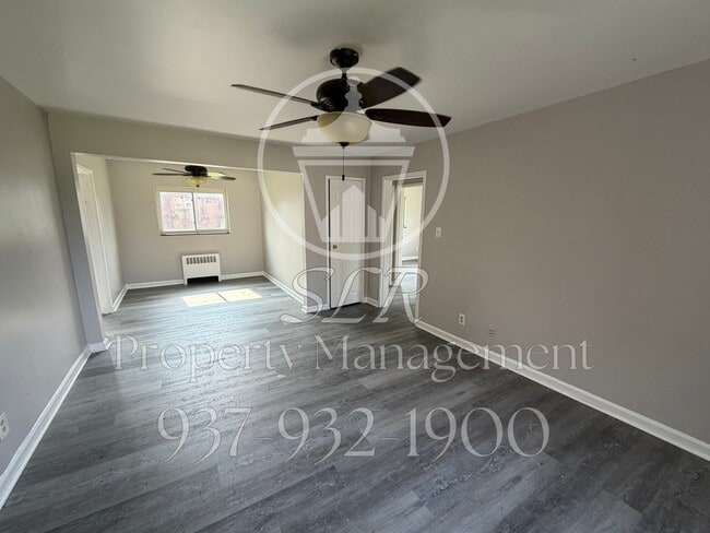 Building Photo - 404 Ryburn Ave