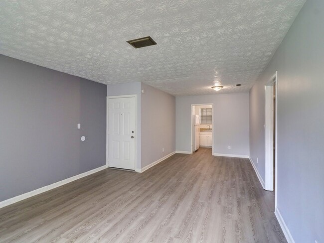 2x1 Living Area