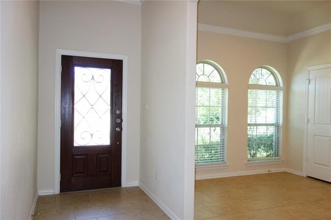 Photo - 3745 Bainbridge St