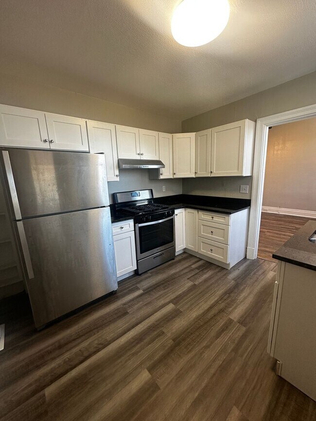 Photo - 1408 Methyl St Unidad 1