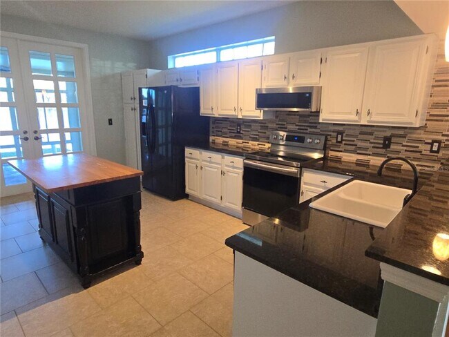 Photo - 2648 Sabal Springs Dr