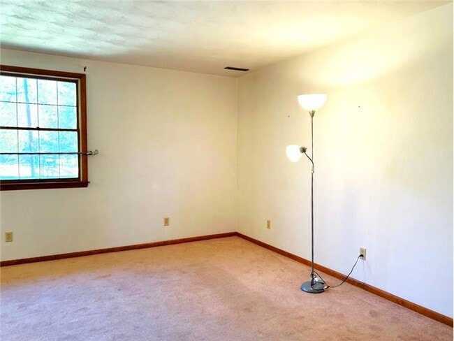 Photo - 120 Luanne Dr Unidad Apt 1