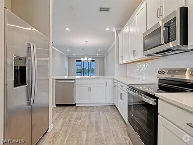 Building Photo - 11751 Venetian Lagoon Dr Unit 102 Rental