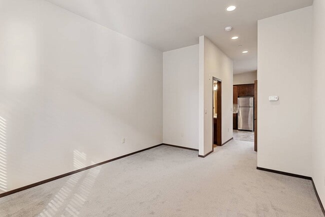 Photo - 182 Madrona Way NE