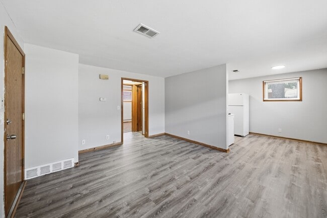 Photo - 5430 Ervin St