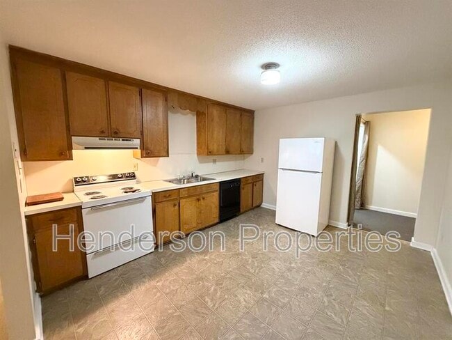 Photo - 616 Wood St