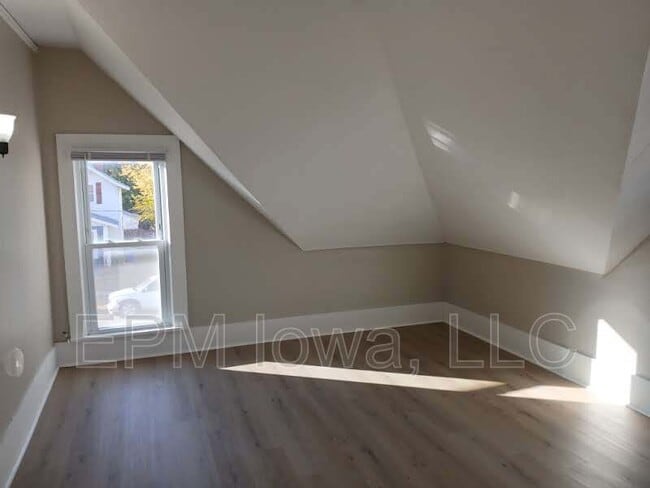 Photo - 17 5th St NW