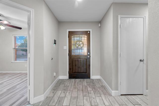 Photo - 9952 Sparrow Hawk Ln