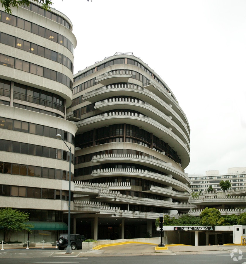 Photo - Watergate South