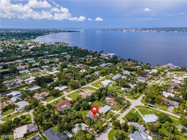 Photo - 1310 La Faunce Way