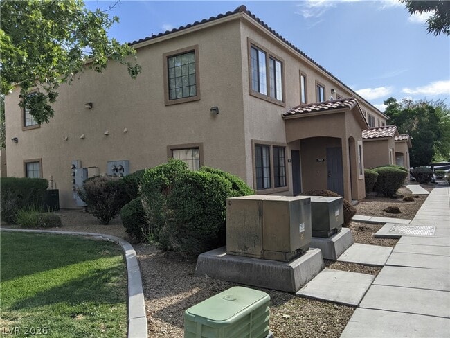 Photo - 2010 Rancho Lake Dr Unit 205