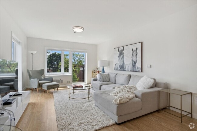 Building Photo - 120 N Pearl St Unit 209 Rental
