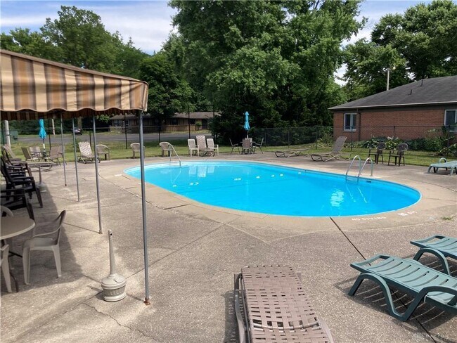 Photo - 5353 Dunmore Dr Unit 5353