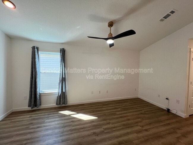 Photo - 3241 Damon Dr