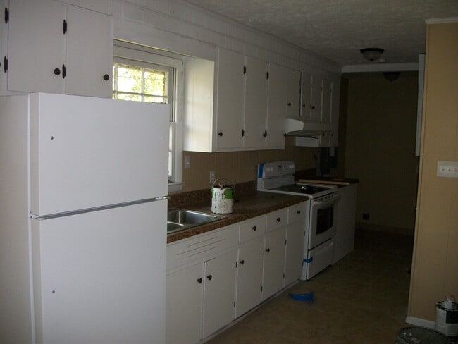 Photo - 2051 Martin Luther King Dr Lumberton, NC 28358