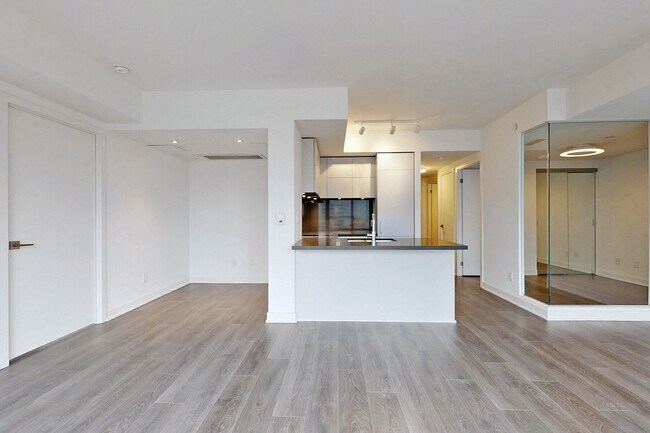 Photo - 188 Cumberland St Unit 2404