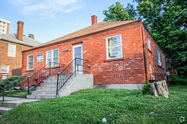 Building Photo - 1110 Hamilton Way Unit 3 Rental