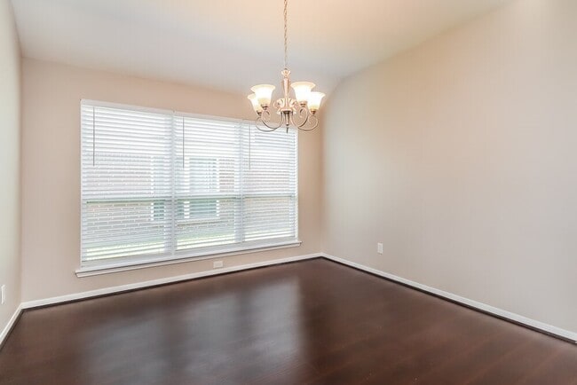 Photo - 17314 Cricket Mill Dr