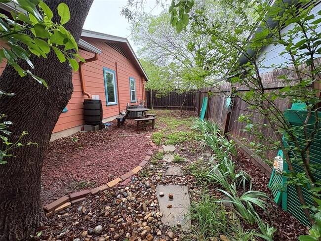 Photo - 1011 Chesapeake Dr