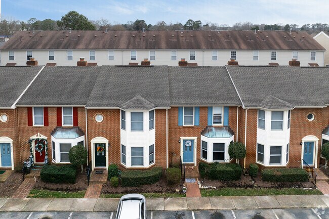 Photo - Bay Quarters Condominiums