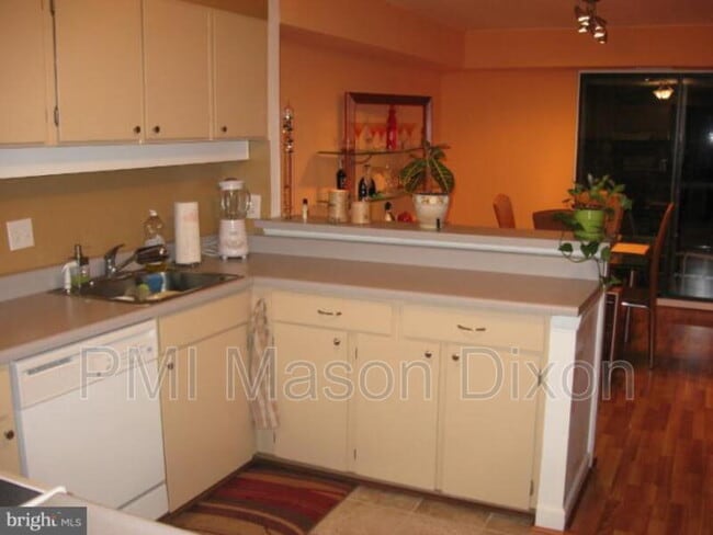 Photo - 5681 Harpers Farm Rd Unit F