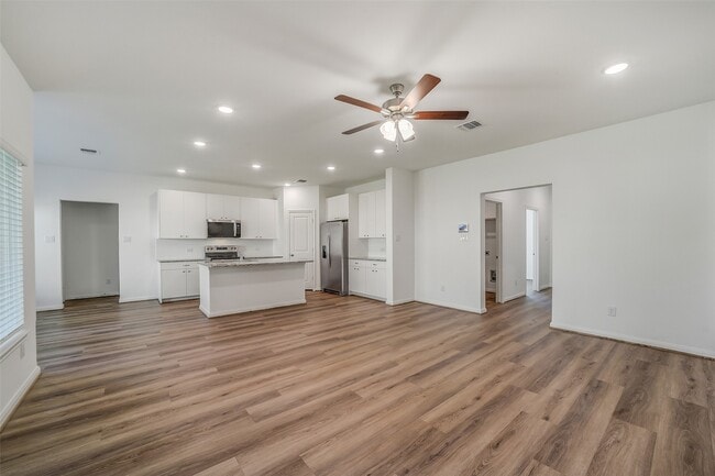 Photo - 11931 Pondwood Dr