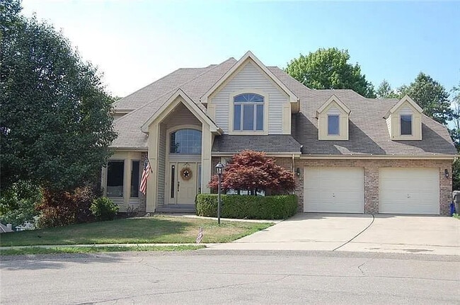 Building Photo - 816 Graywyck Dr