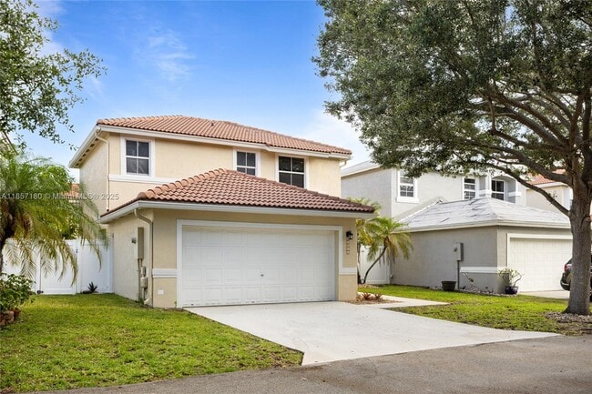 Building Photo - 15141 SW 49th St Rental